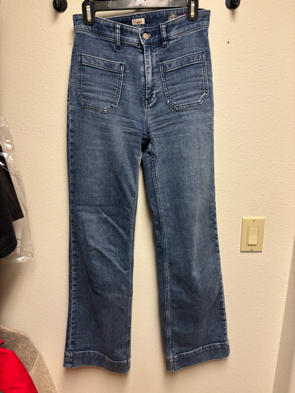 Faherty stretch terry patch pocket